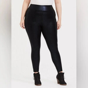 Torrid Pixie Skinny Studio Luxe Ponte High-Rise Pant, Color Black Size 1X